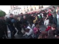 Després d·un intent d·acampada pacífica a la Bastilla, la policia va reprimir la protesta acabant amb diversos detinguts.